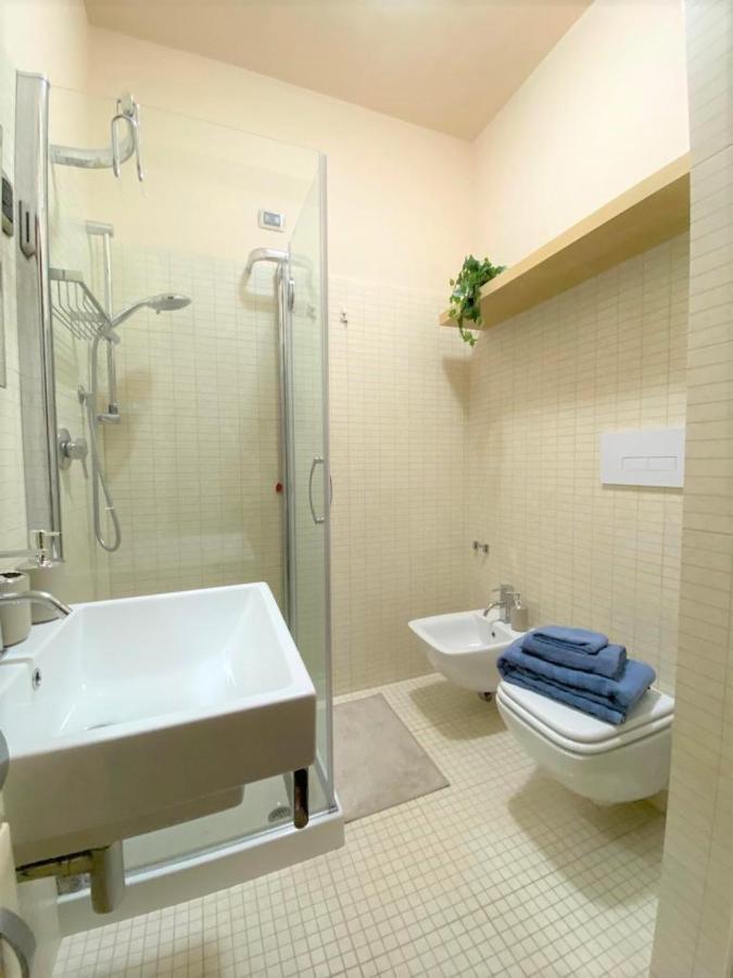 Casa Viola A 900 Mt Dalla Staz. Centrale Pescara Luaran gambar