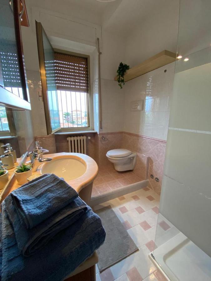 Casa Viola A 900 Mt Dalla Staz. Centrale Pescara Luaran gambar
