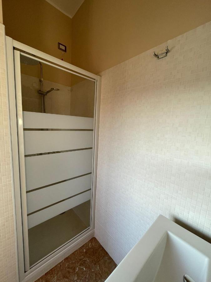 Casa Viola A 900 Mt Dalla Staz. Centrale Pescara Luaran gambar