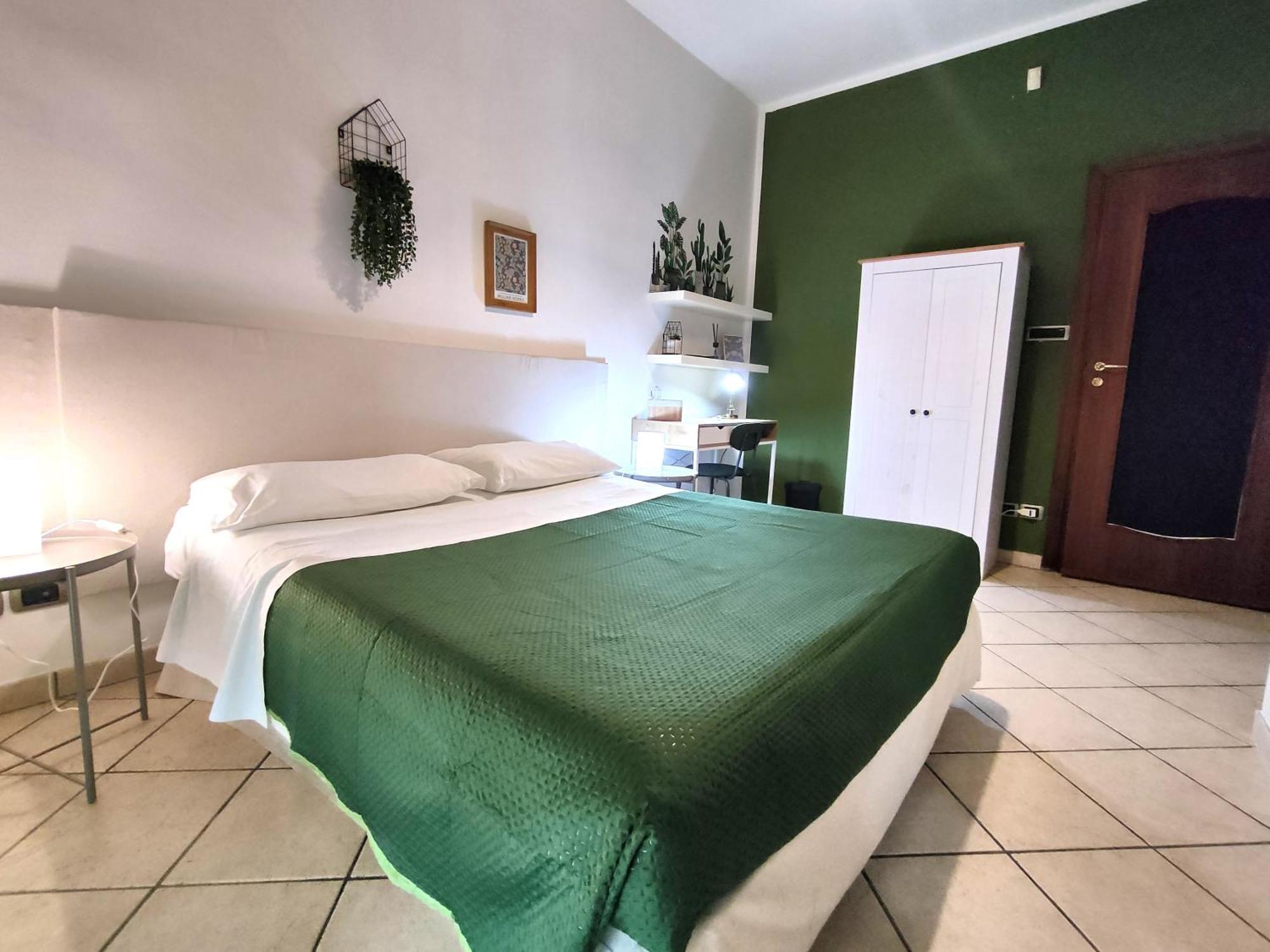 Casa Viola A 900 Mt Dalla Staz. Centrale Pescara Luaran gambar