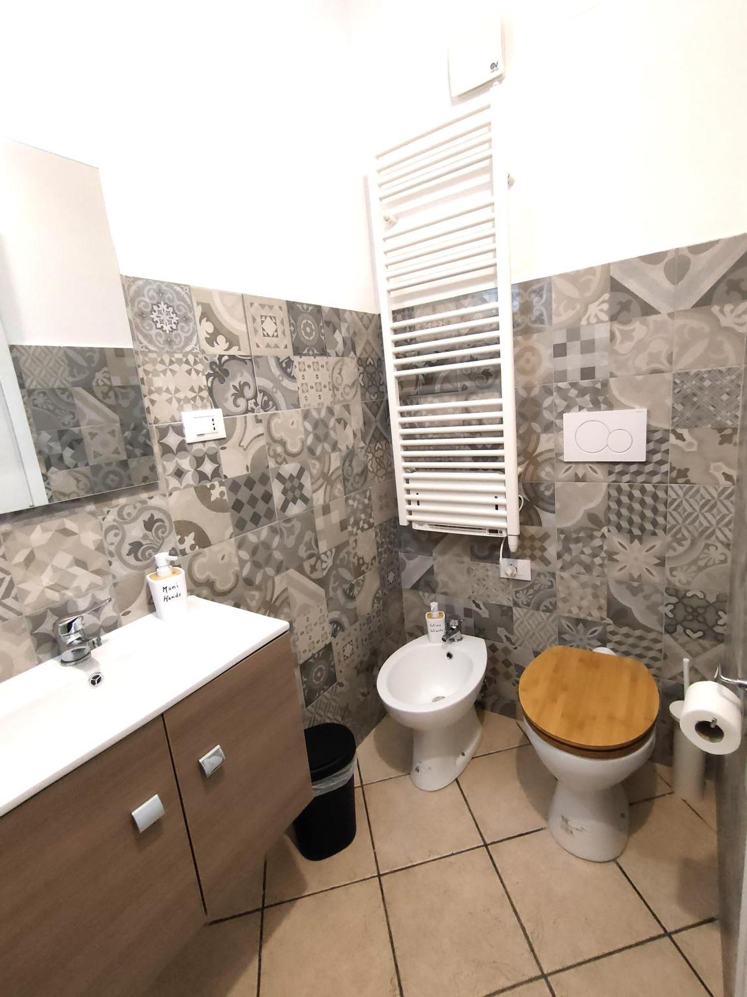Casa Viola A 900 Mt Dalla Staz. Centrale Pescara Luaran gambar