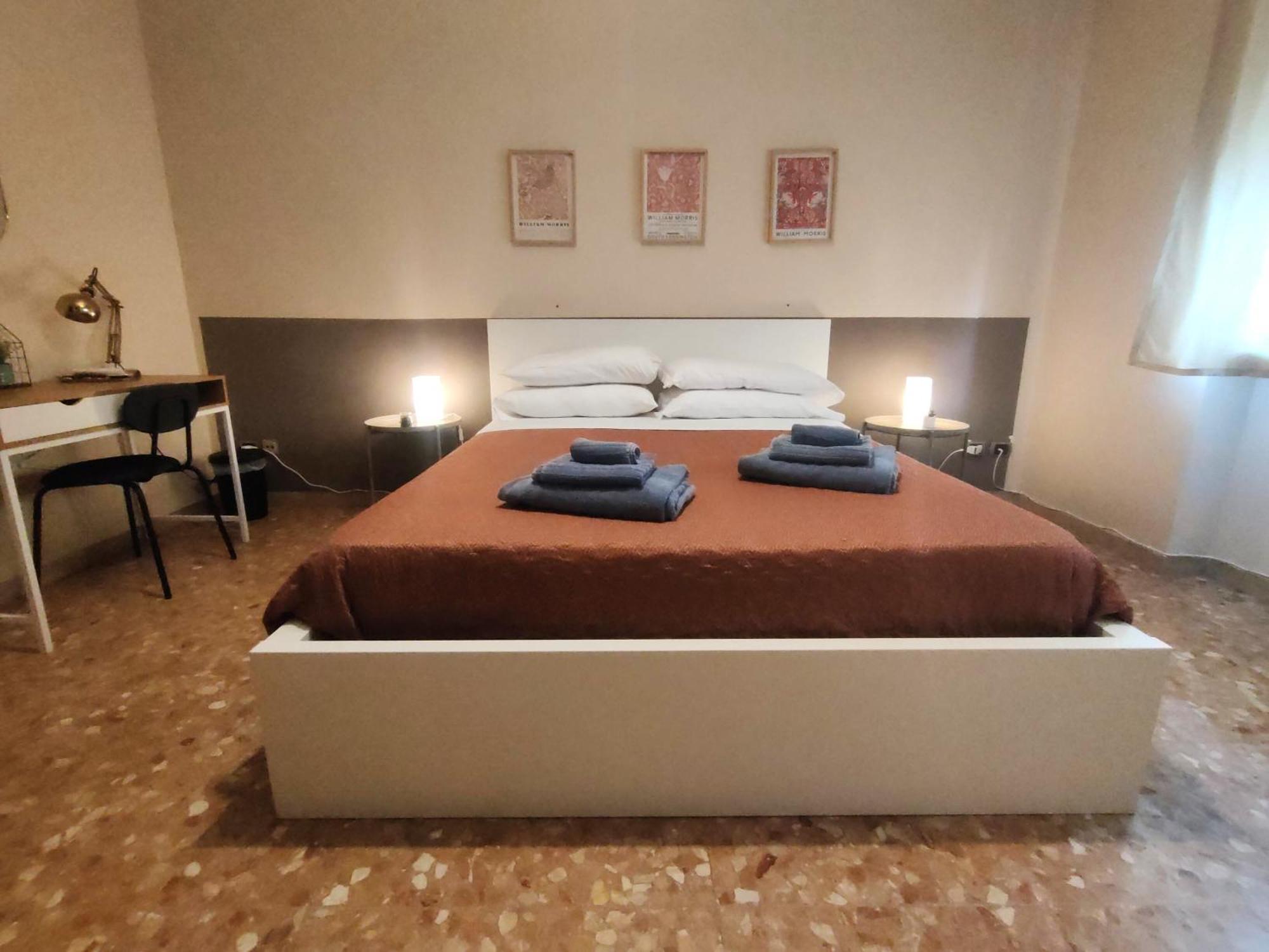 Casa Viola A 900 Mt Dalla Staz. Centrale Pescara Luaran gambar